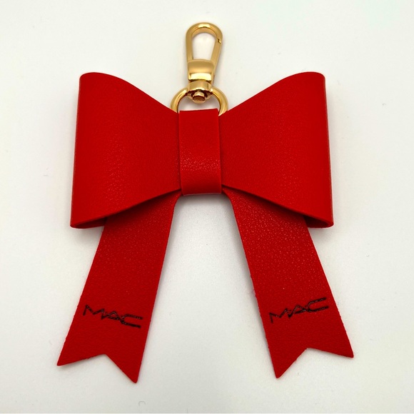 MAC Cosmetics Bow Keychain MAC Lover limited edition NEW - Picture 1 of 2